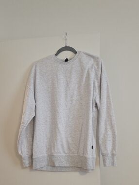 Light Gray Crewneck Sweatshirt - Women's Cozy Pullover